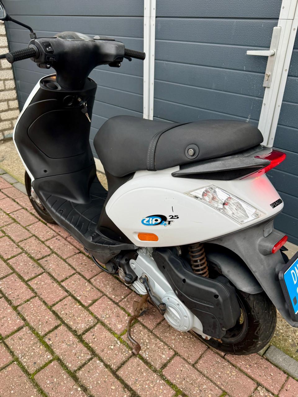 Piaggio zip 2017