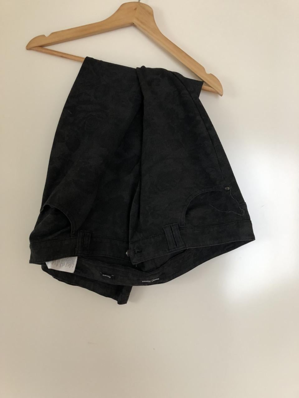 Te koop mooie pantalon.(nieuw).