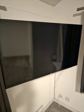 Samsung 40 inch smart tv met Vogel muurbeugel