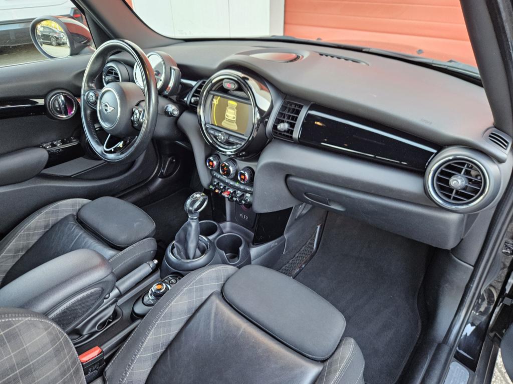 Mini 5-deurs 1.5 cooper pepper serious business | keyless | rijklaar inclus