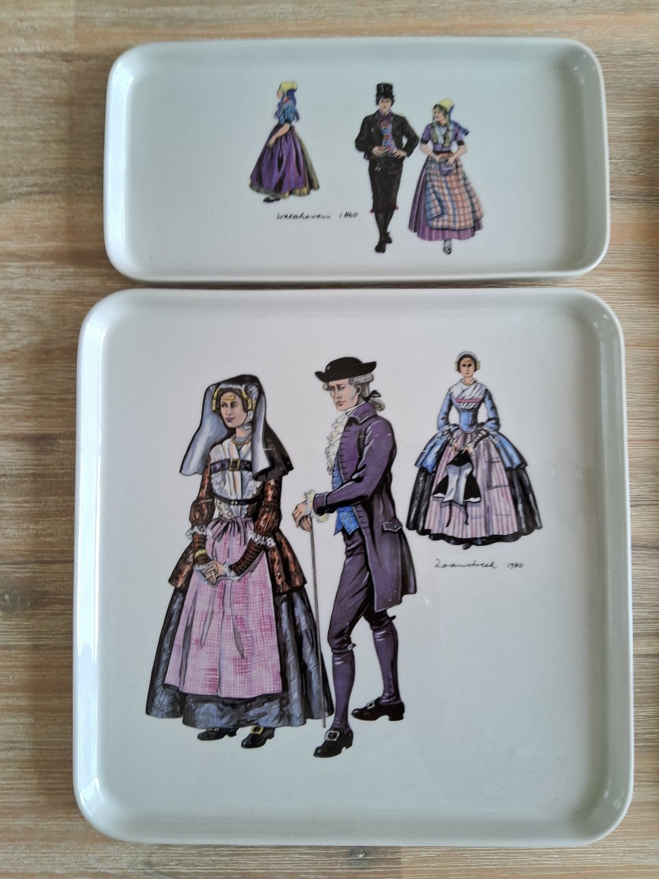 Klederdrachtservies