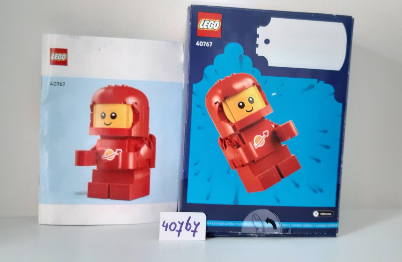 LEGO Space 40767: babyastronaut, Up-Scaled Baby Astronaut, limited edtiion