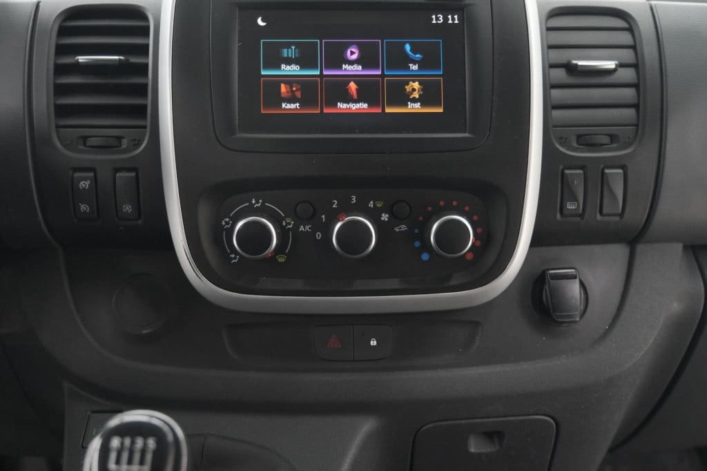 Renault Trafic 2.0 dci 120 t27 l1h1 work edition | trekhaak | apple carplay