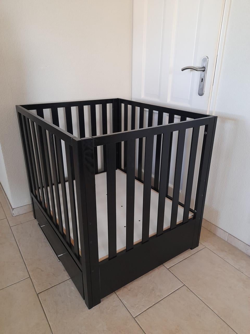 Mooie box met lade (in goede nette staat )