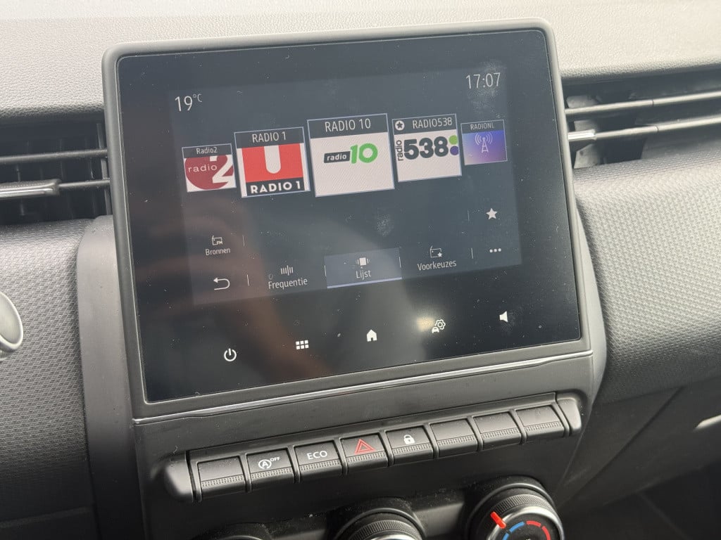 Renault Clio 1.0 tce zen | nl-auto | carplay | 17'' sportvelgen | cruisec. 