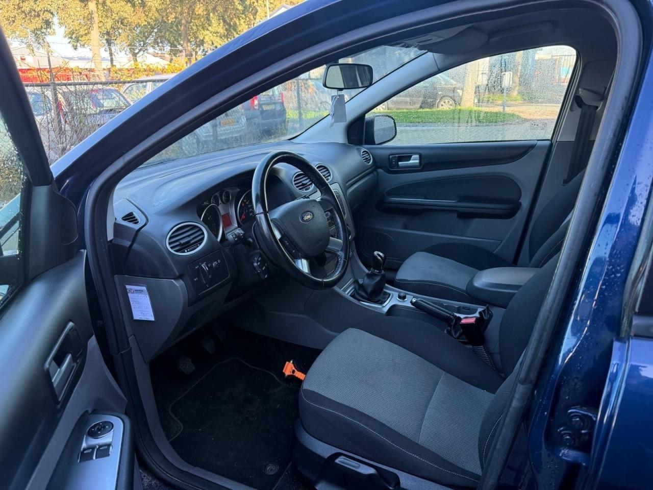 Ford Focus Wagon 1.6 Comfort Jaar Apk