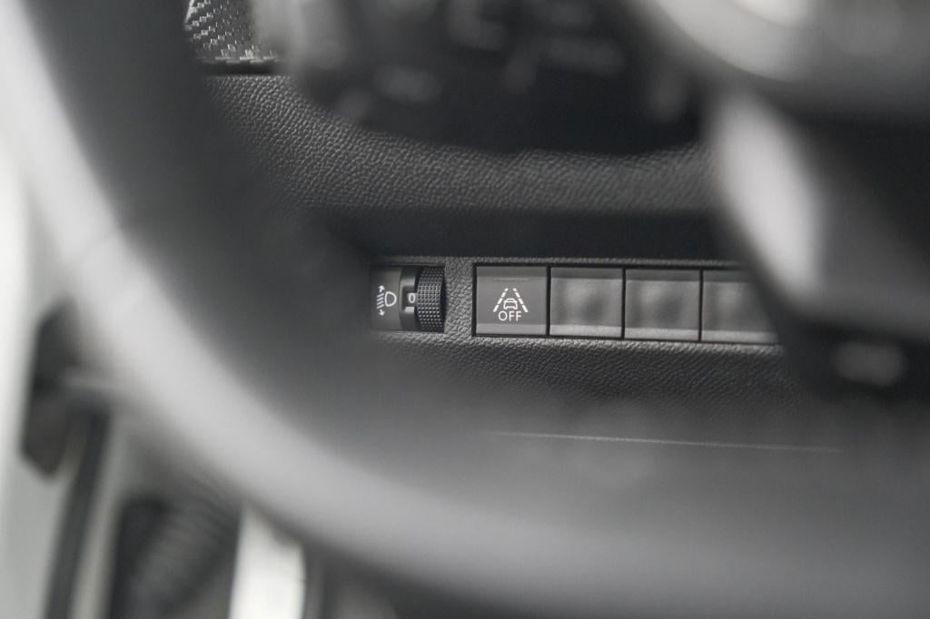 Peugeot 2008 puretech 130 allure | camera | adaptieve cruise control | stoe