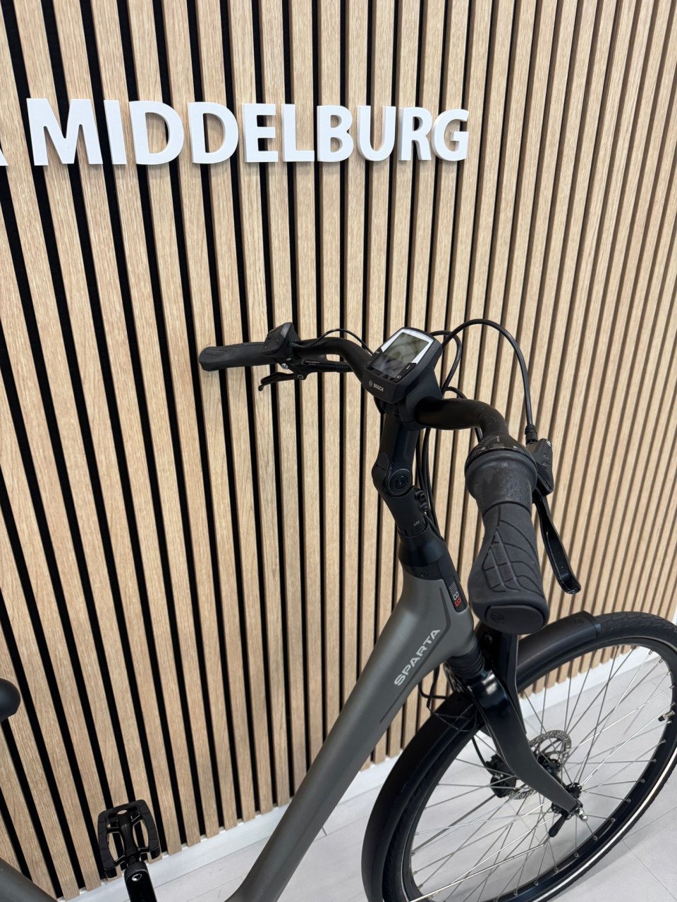 Sparta M8B Bosch Active Line Plus 400Wh 48CM 7443KM