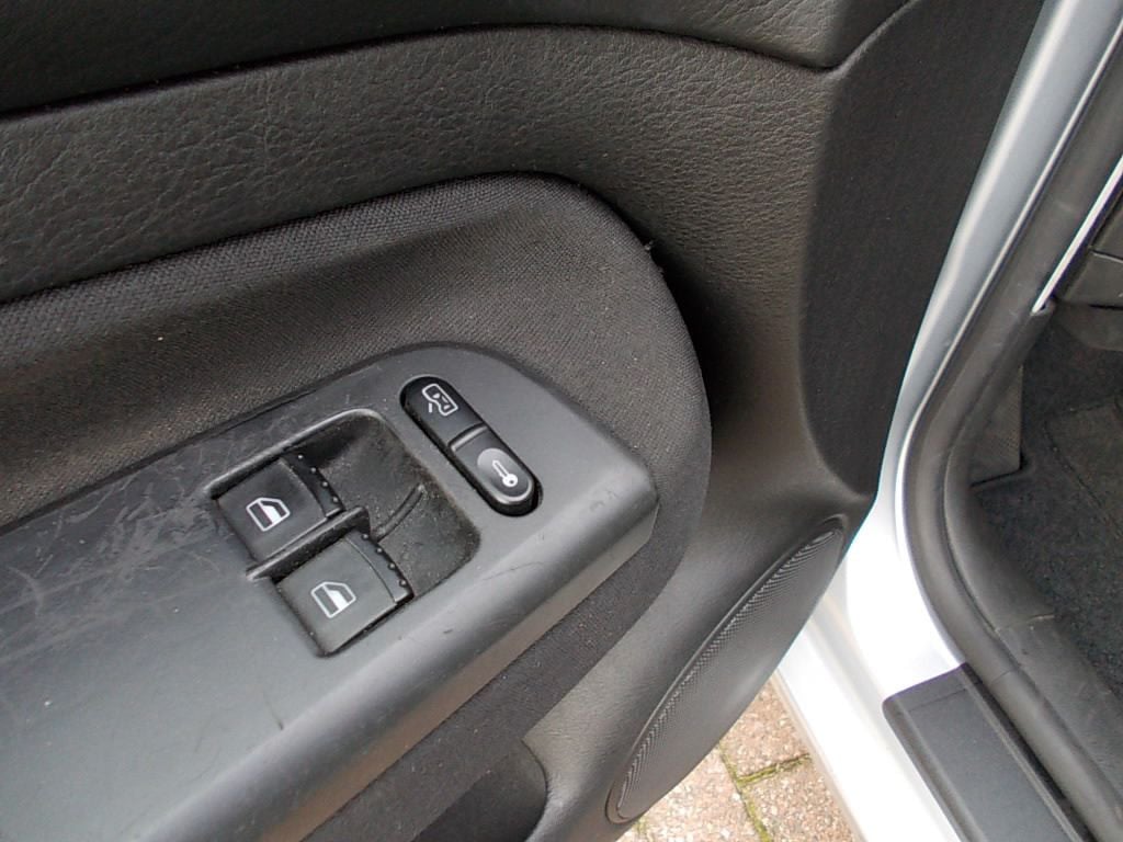 Volkswagen Golf sdi airco (orig. 83000 km.!!!)