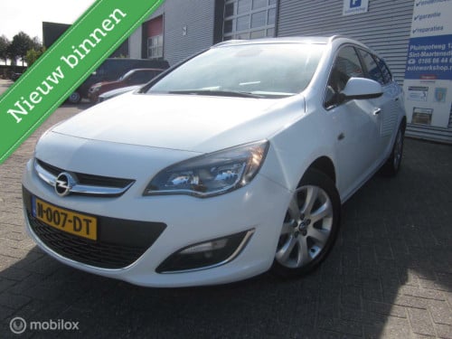 Opel Astra sports tourer 1.6 station edition/airco/cruise/lm velgen