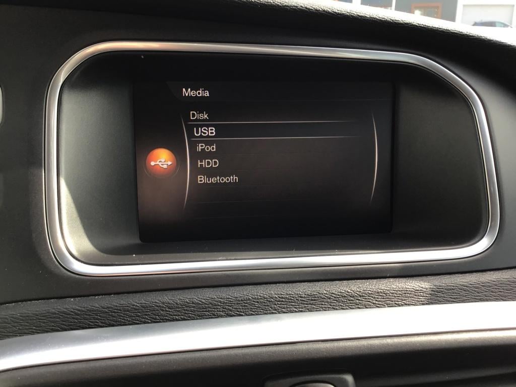 Volvo V40 cross country 2.0 t3 nordic+