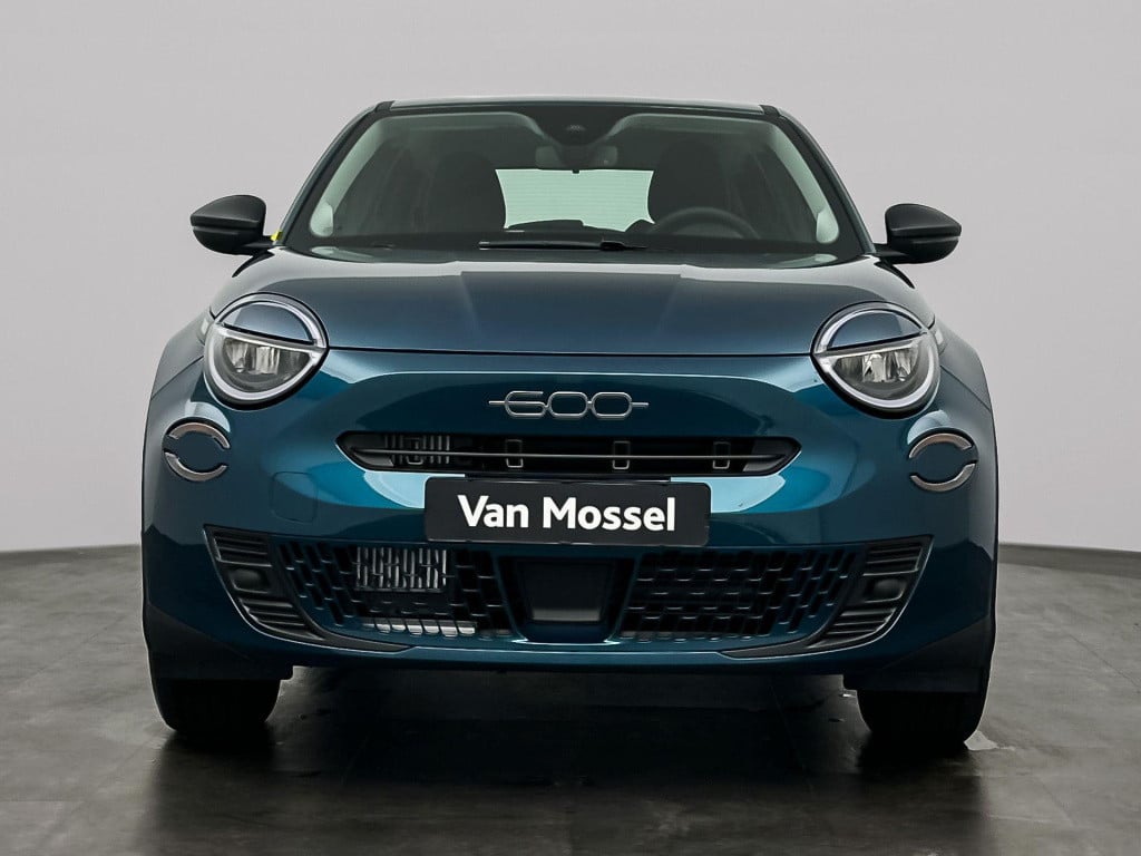 Fiat 600 1.2 hybrid urban | apple & android carplay | parkeersensoren | led