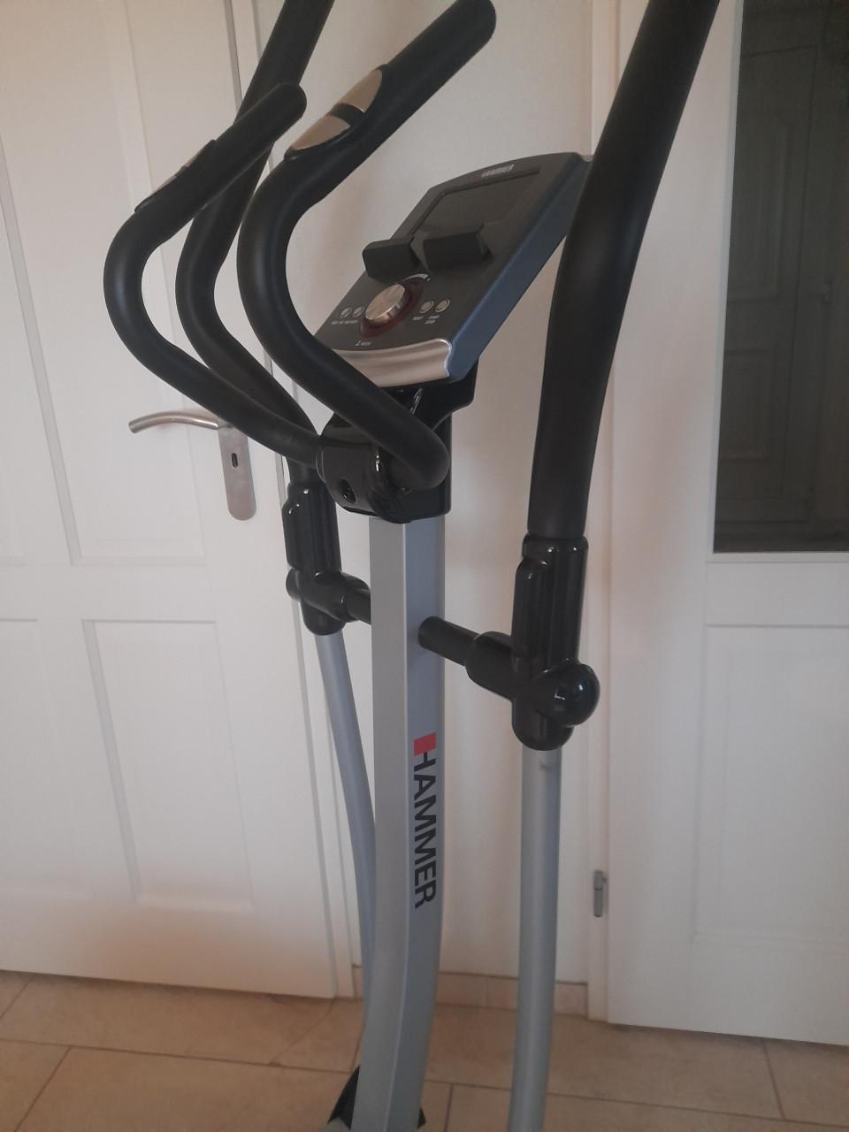 Hammer Crosslife BT Crosstrainer - met Bluetooth z.g.a.n. In prima staat.