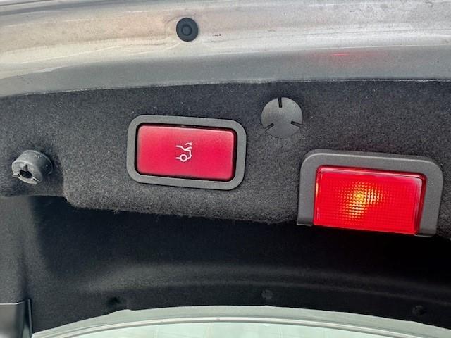 Mercedes-Benz C-Klasse 180 ambition l amg l panoromadak l luchtvering airma