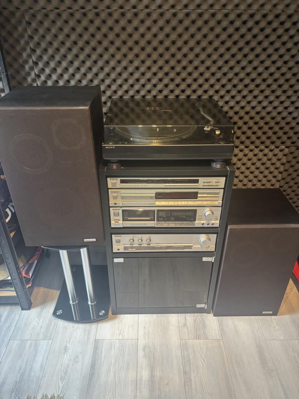 Stereo set