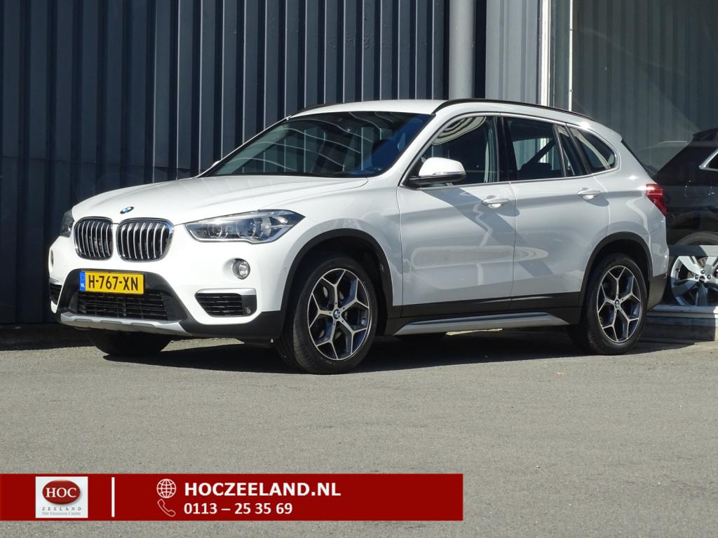 BMW X1 sdrive18i x-line | leder | led