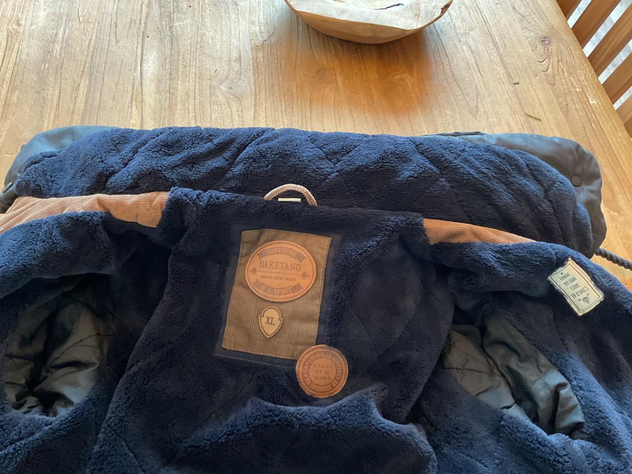 Zwarte Naketano lange dames winterjas met capuchon, mt 42/44, teddy voering