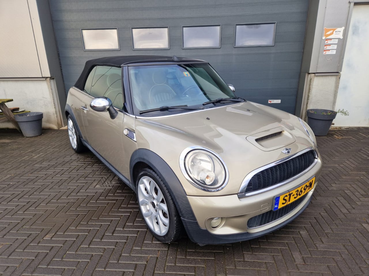 TE KOOP MINI COOPER S 1.6 CHILI EURO 5 CABRIOLET