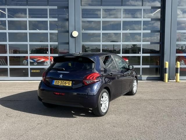 Peugeot 208 1.2 puretech signature