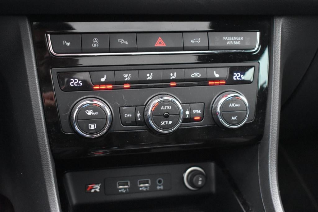 Seat Ateca 1.5 tsi fr | pano | virtual | 360 camera | beats | adapt cruise 