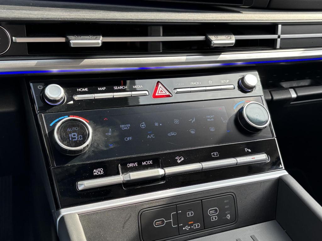 Hyundai Santa Fe 1.6 t-gdi hev premium 7p. nl-auto, nieuwste model!