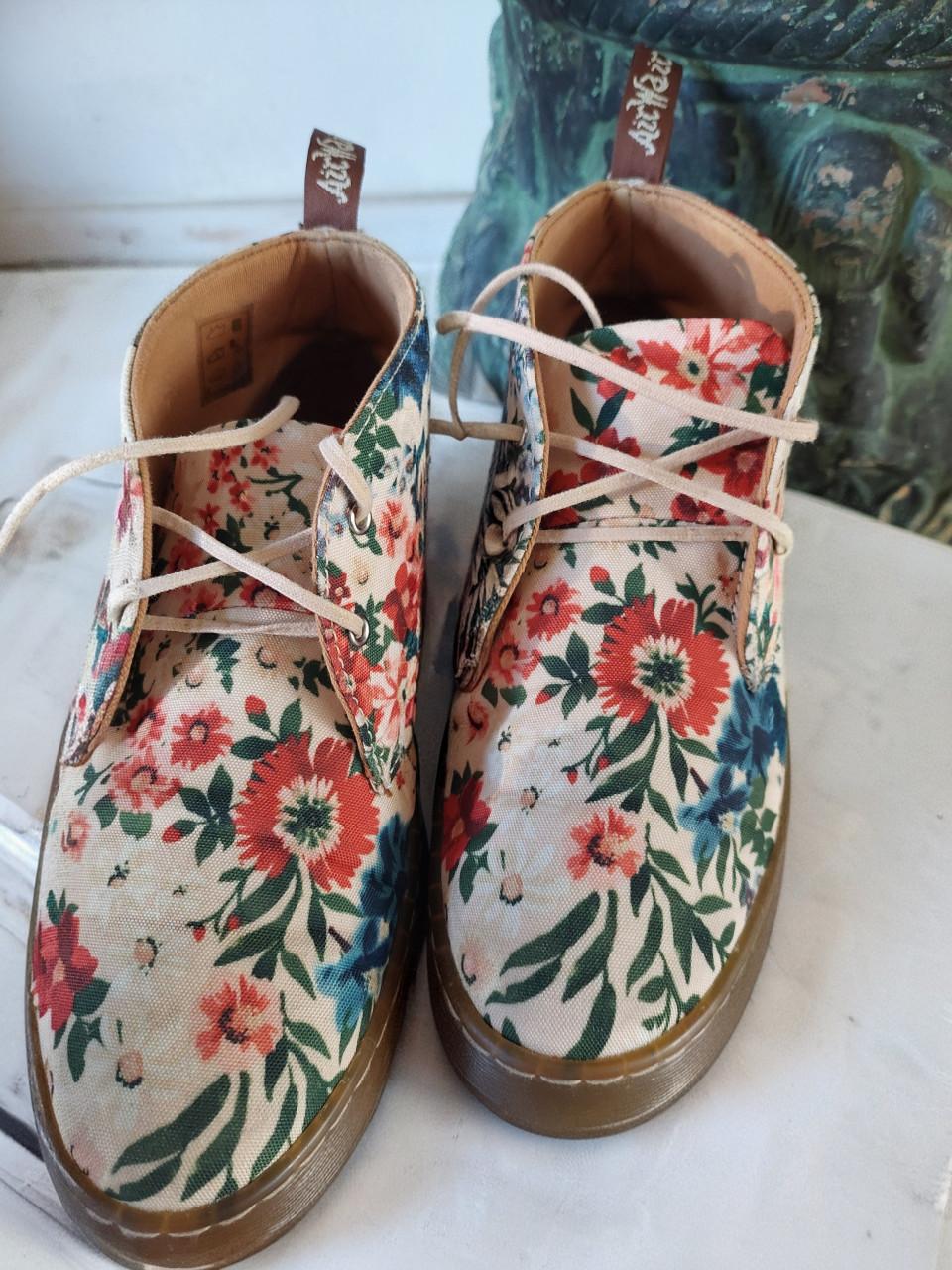 Zgan gebloemde Dr.Martens maat 38
