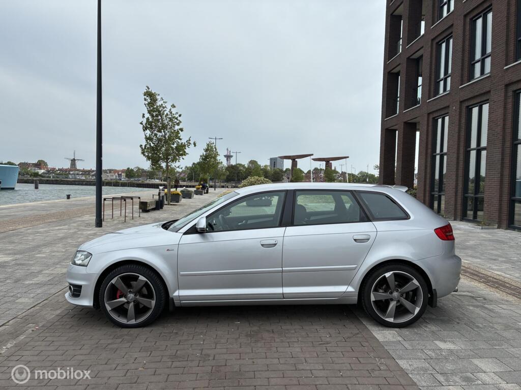 Audi A3 Sportback 1.4 TFSI S-Line km196.981 Nap Automaat 5Deurs BJ2009