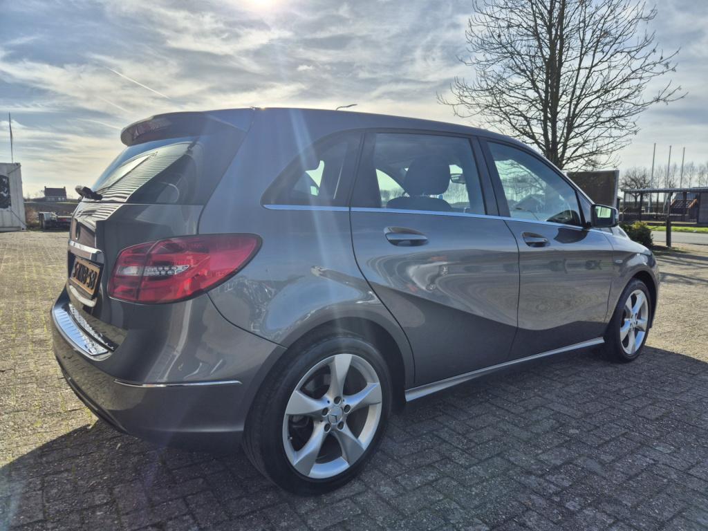 Mercedes-Benz B-Klasse 180 ambition