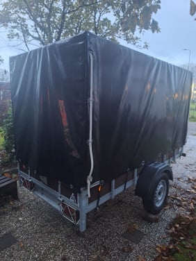 Te koop huif aanhanger nieuw staat !!