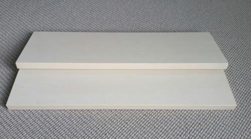 2 boekenplanken
