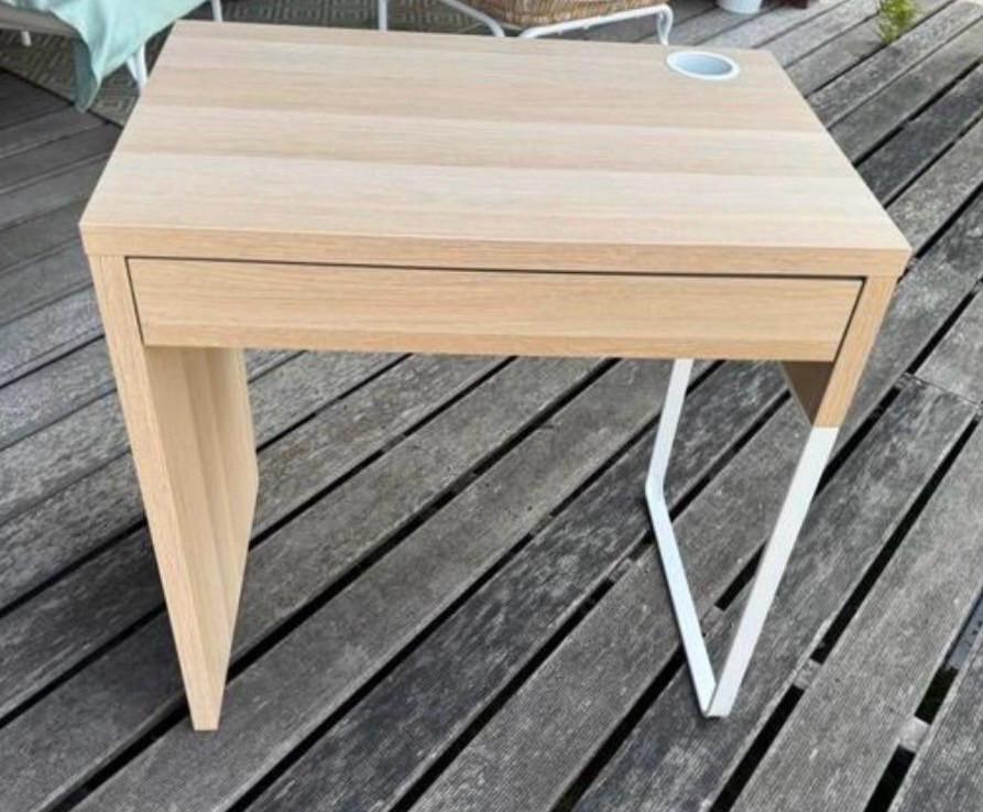 Kinder bureau Ikea nieuw!