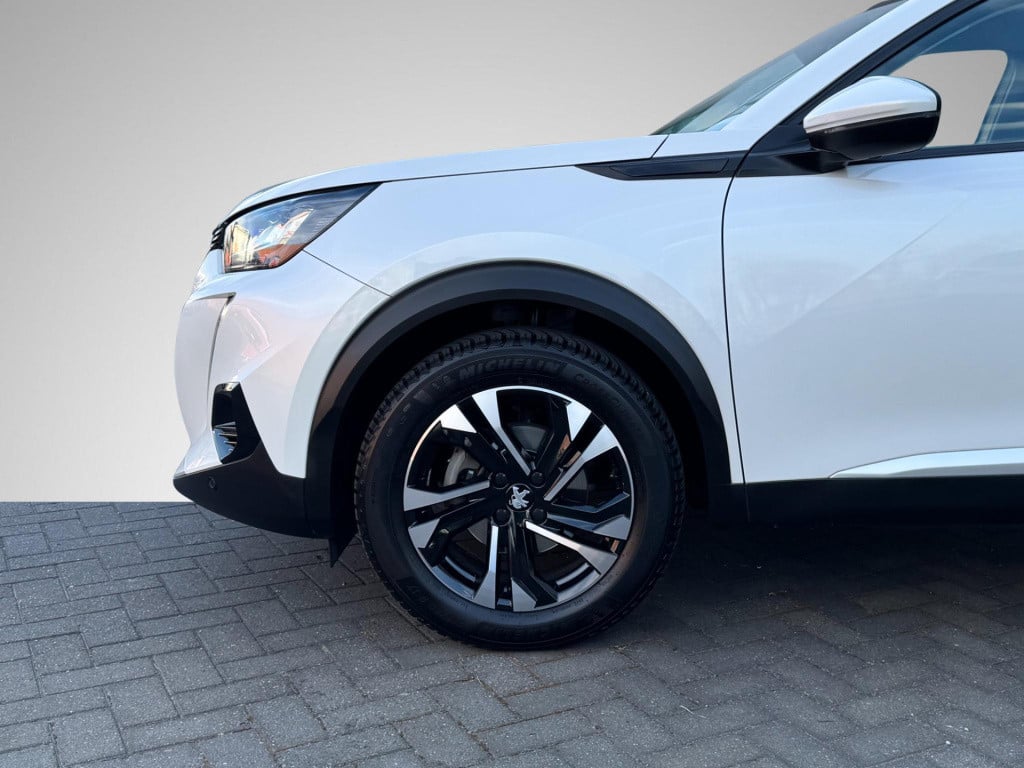 Peugeot 2008 1.2 puretech allure pack connect | trekhaak afneembaar| naviga