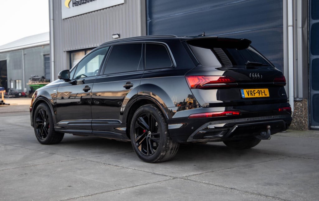 Audi Q7 sq7 s-line grijs kenteken 3x s-line / 360 camera / adaptive cruise 