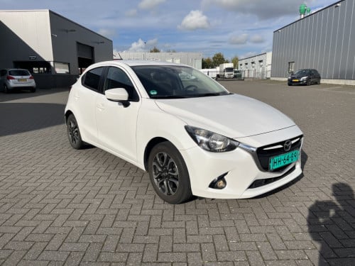 Mazda 2 1.5 skyactiv-g90 - 5 gs navi cruise stoelverw