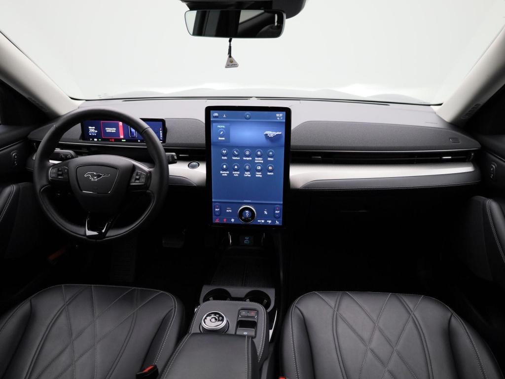 Ford Mustang Mach-e rwd 75 kwh adapt. cruise control - leren bekleding