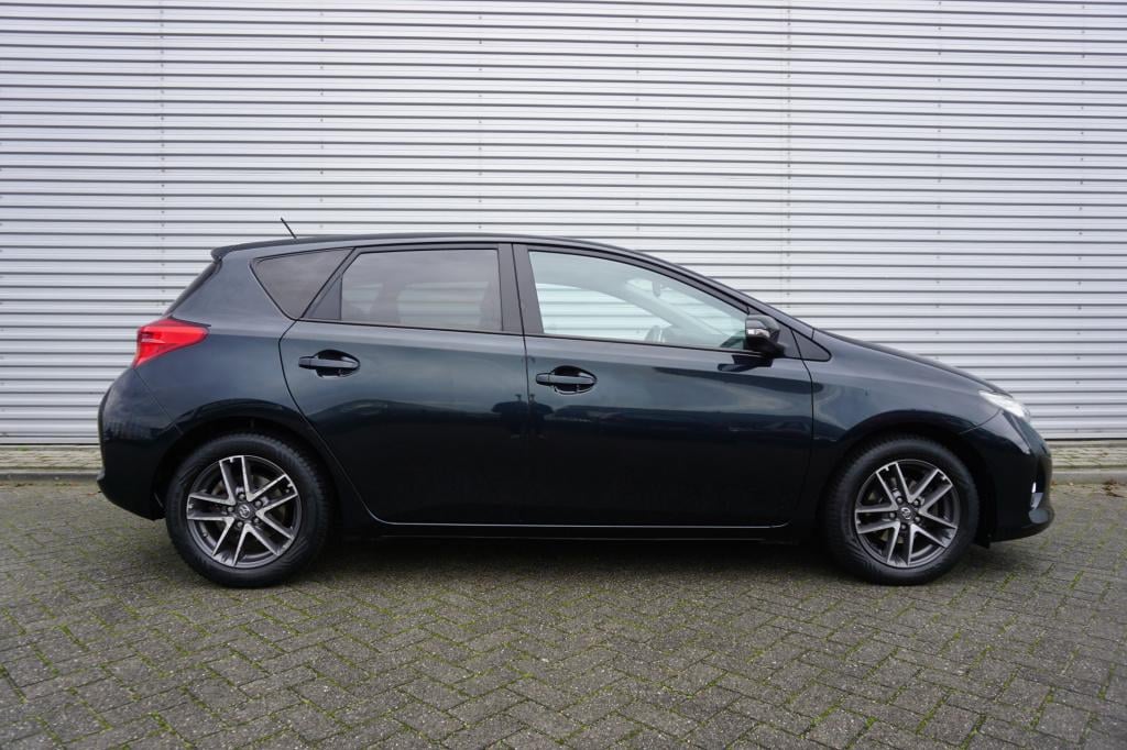Toyota Auris 1.3 trend top 5 editie climate / navi / cruise / stoelverw. / 