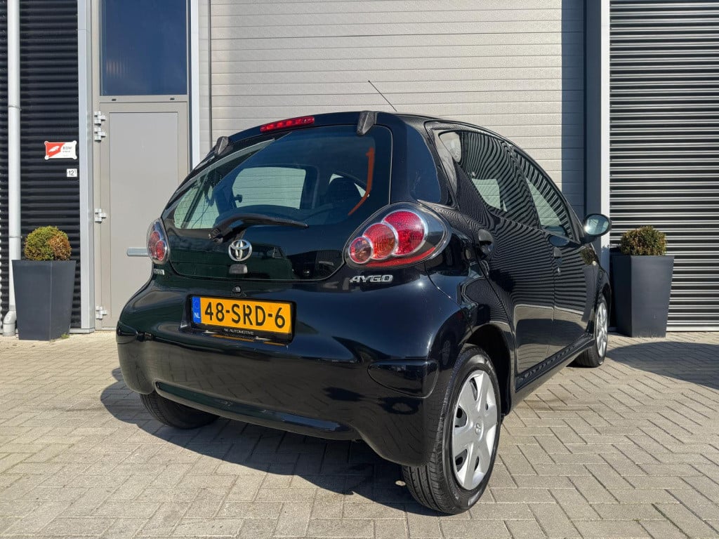 Toyota Aygo 1.0-12v now/nap/apk/airco/