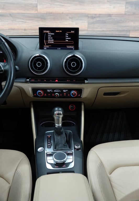Audi A3 sportback 1.8 tfsi | pano | acc | lane assist | camera |