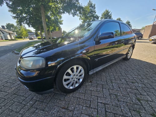 Opel astra 1.8 16v