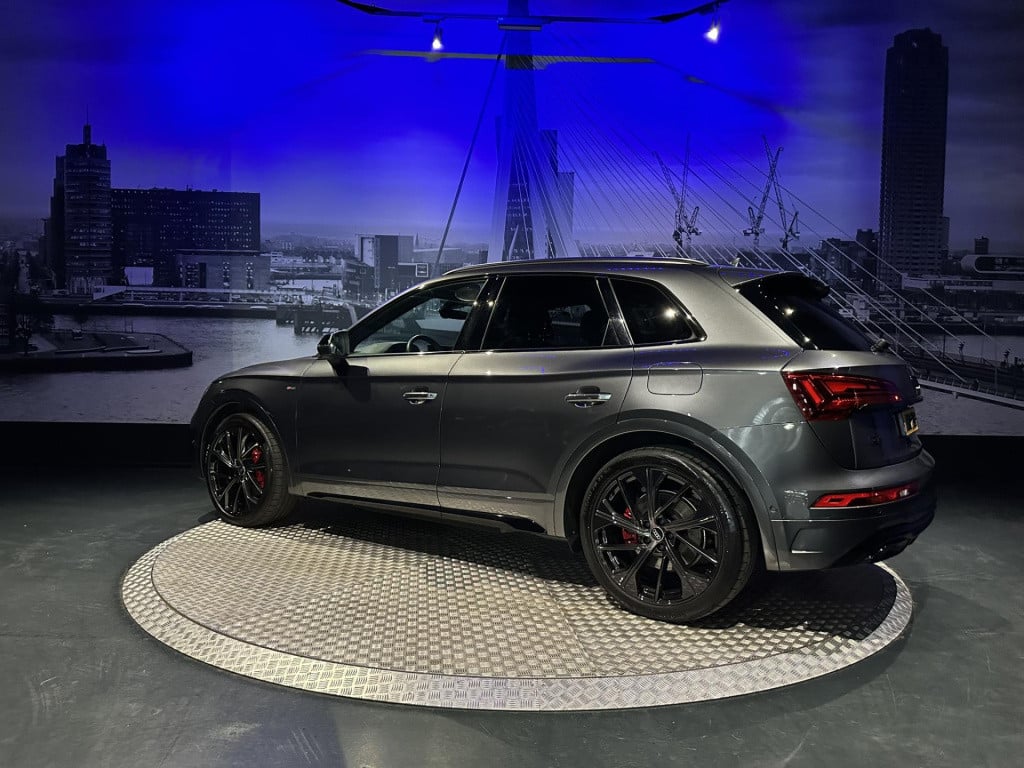 Audi Q5 55 tfsi e quattro competition *luchtvering*hud*pano*b&o*