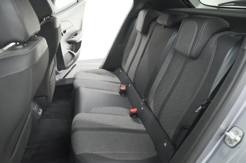 Peugeot 2008 puretech 100 allure | camera | navigatie | parkeersensoren | a