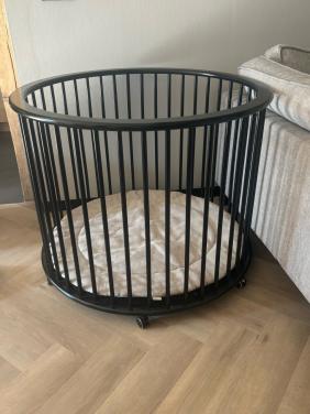 Zwarte ronde box