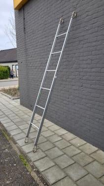 Aluminium rechte ladder 2,80 meter