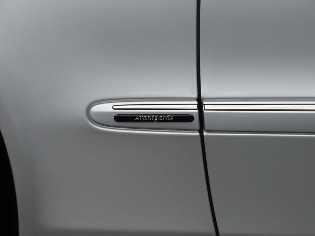 Mercedes-Benz E-Klasse 200 k. avantgarde