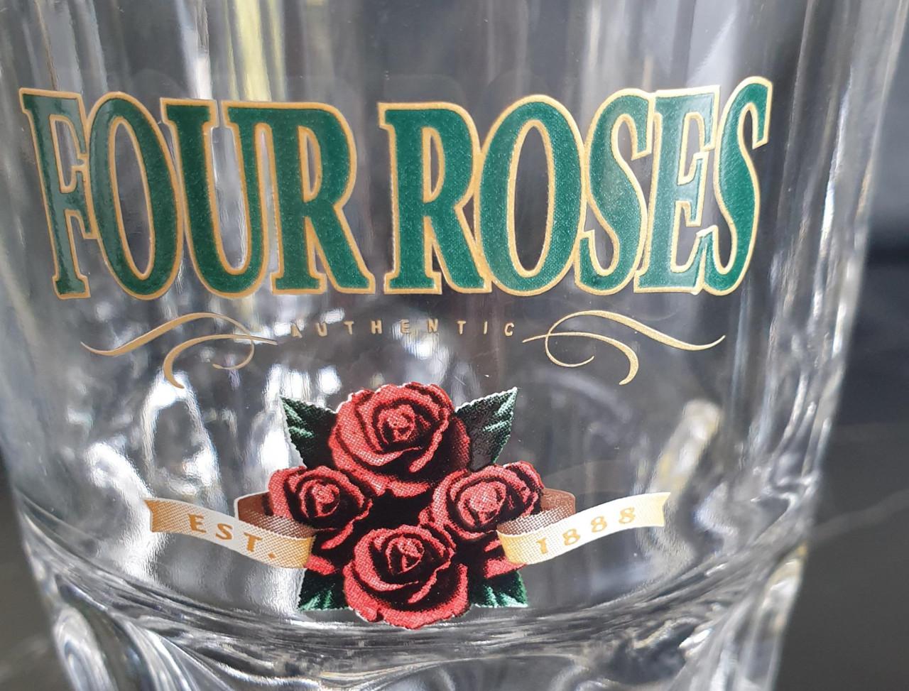 Set van 2 orginele "Four Roses" Bourbon Glazen