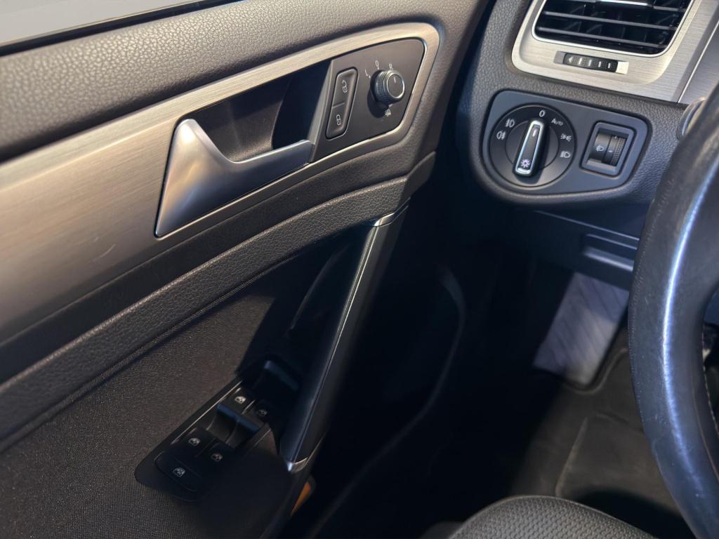 Volkswagen Golf 1.0 tsi comfortline 5drs | airco (automatisch)| 16"| parkse