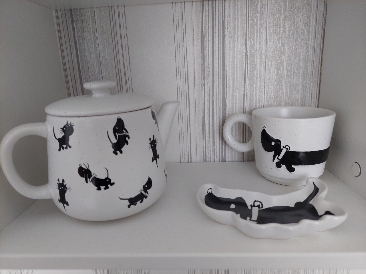 Takkie theepot, mok en schaaltje NIEUW