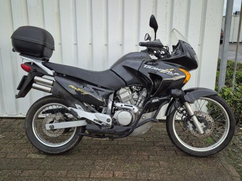 Honda Transalp XL650 uit 2001