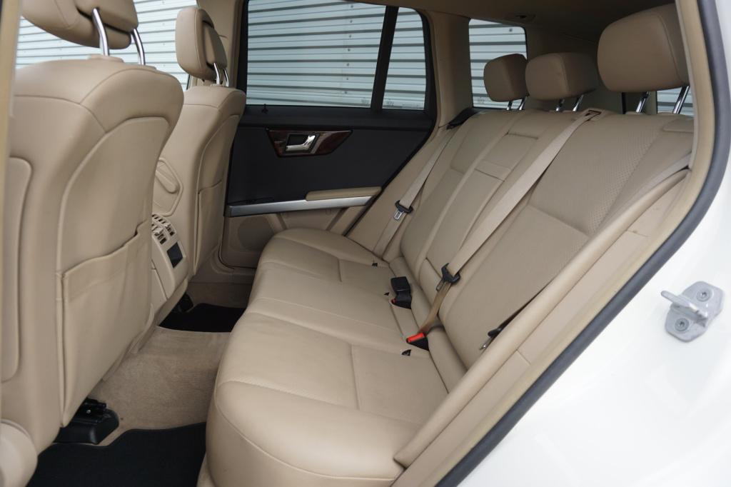 Mercedes-Benz Glk 350 4-matic automaat - pano / climate / navi / cruise / c