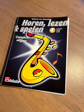 Lesboek altsaxofoon